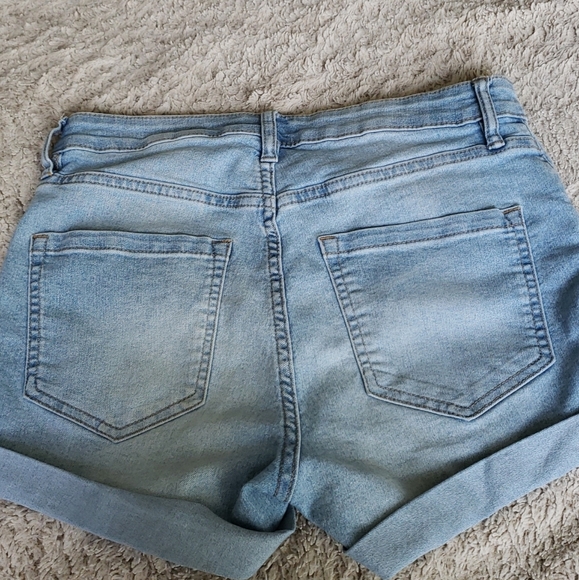 Denim shorts☀️ - Picture 3 of 4